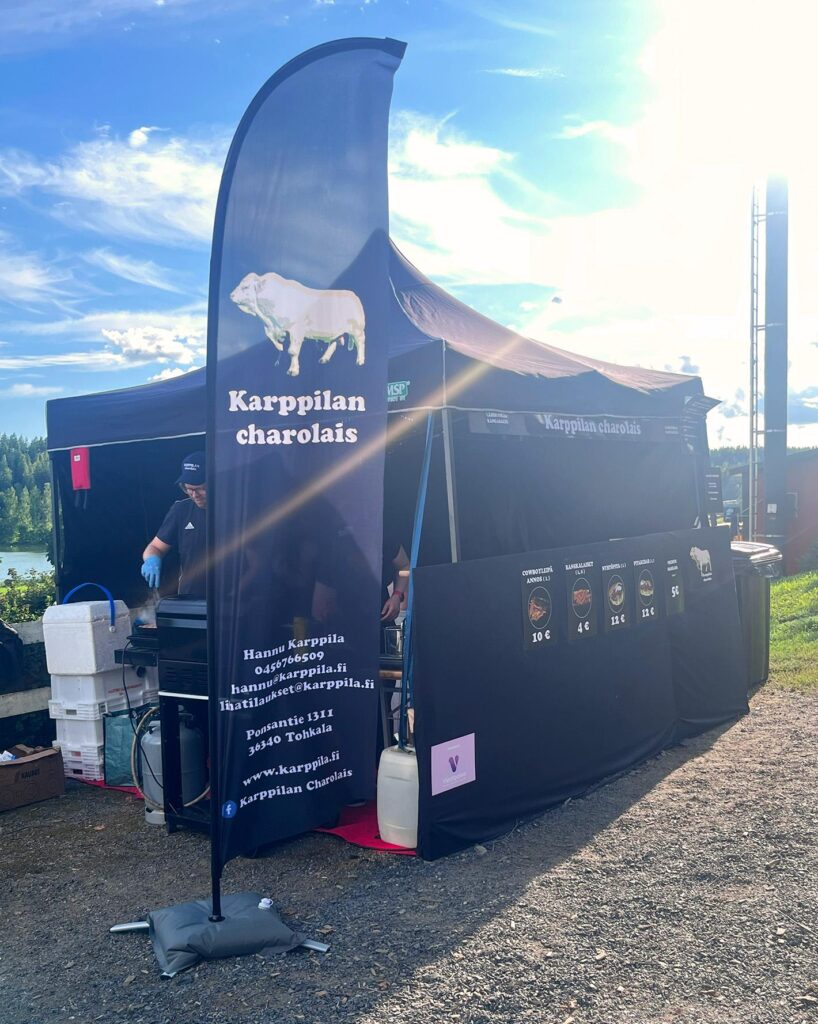 Karppilan Charolais -ruokateltta R3-festareilla